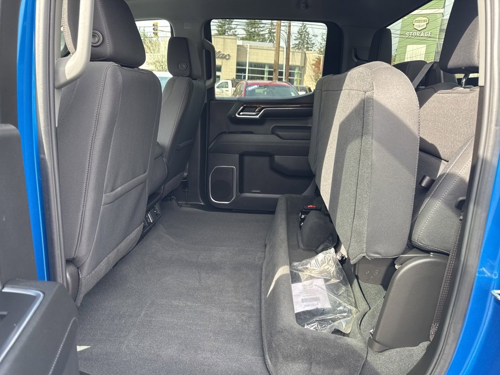 Used 2024 GMC Sierra 1500 Elevation w/ LPO, Elevation Black Package image 41