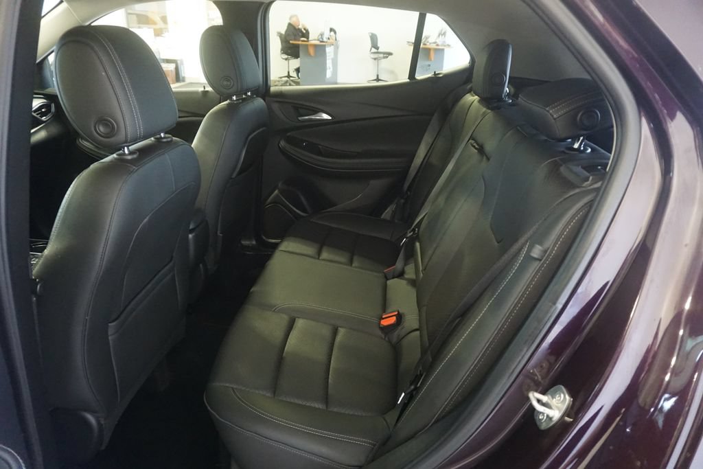 Used 2021 Buick Encore GX Essence AWD/4WD image 22