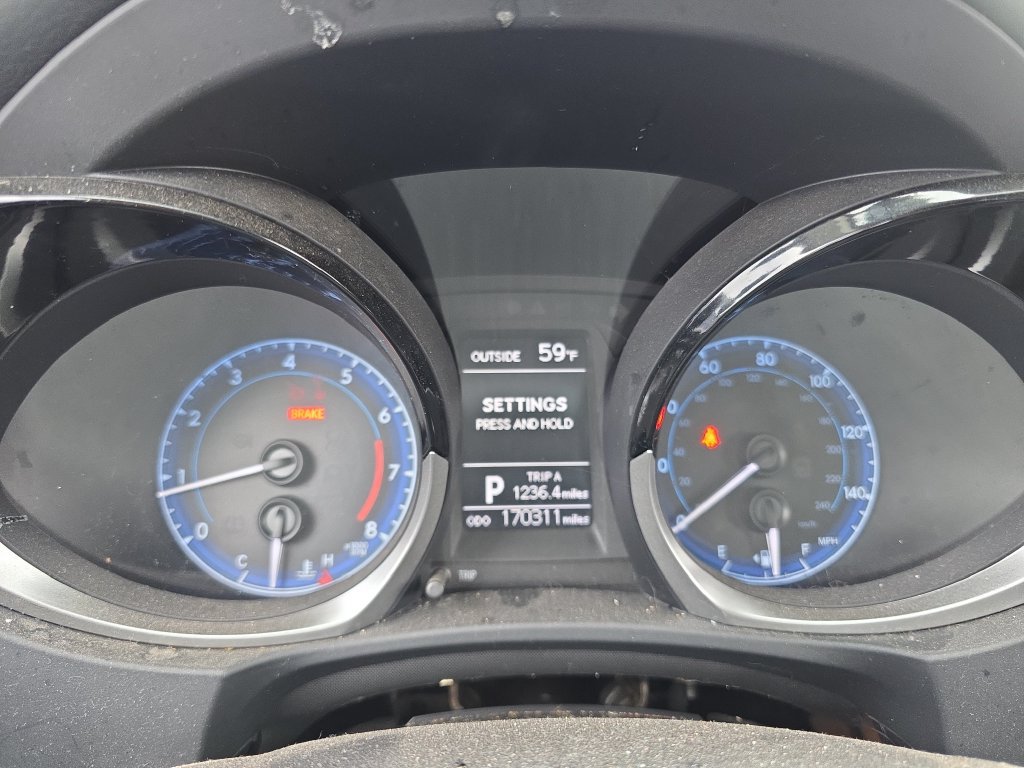 Used 2014 Toyota Corolla S Premium FWD image 20