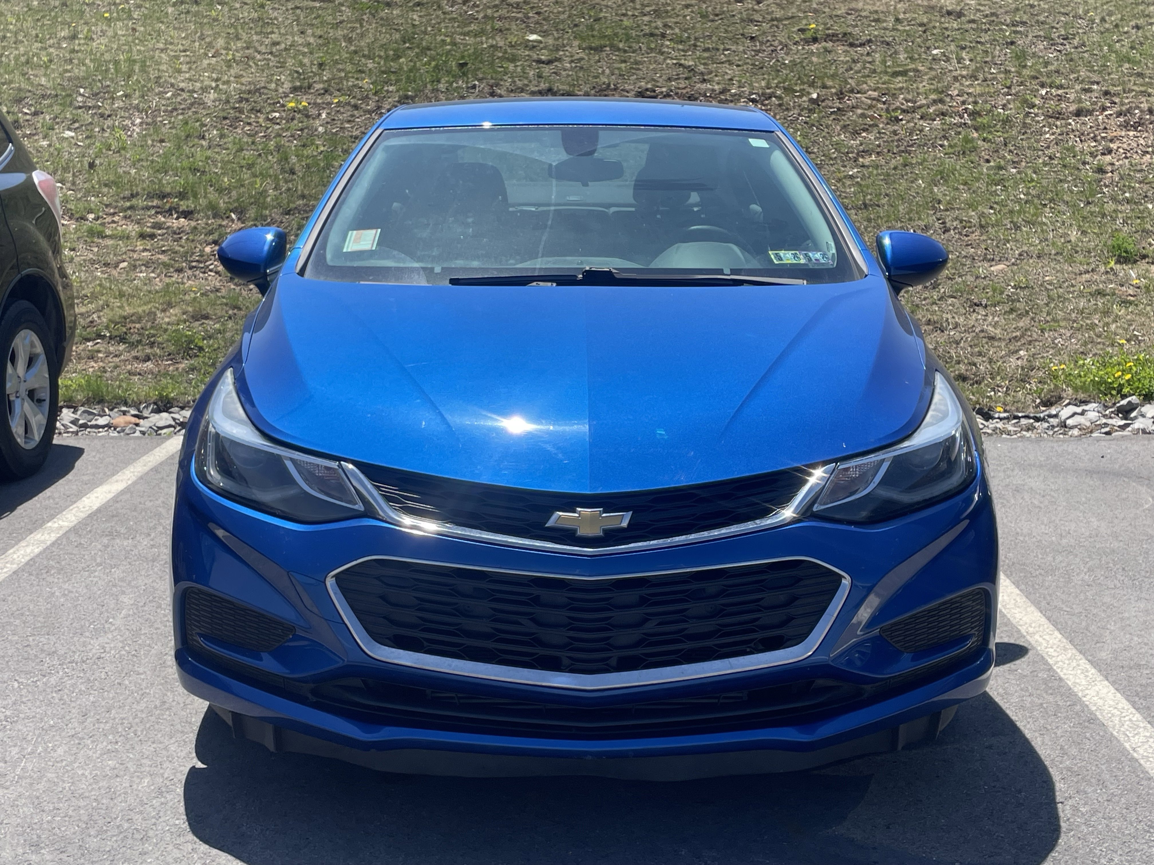 Used 2016 Chevrolet Cruze LT w/ Convenience Package FWD image 3