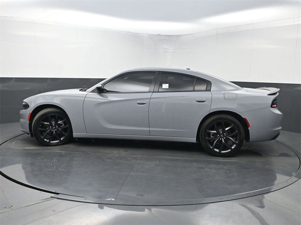 Used 2022 Dodge Charger SXT w/ Driver Convenience Group image 42