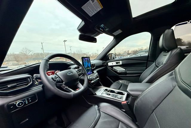 Used 2022 Ford Explorer ST w/ Equipment Group 401A image 17