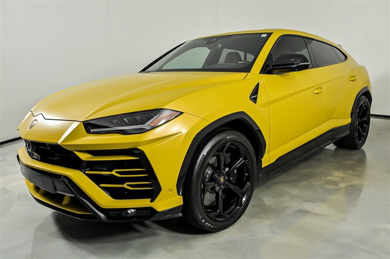 Used 2019 Lamborghini Urus AWD/4WD image 5
