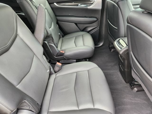 Used 2024 Cadillac XT6 Sport w/ Technology Package AWD/4WD image 23