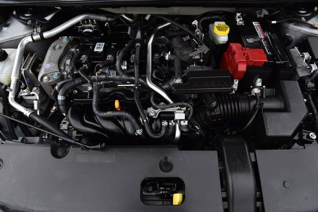 Certified 2025 Nissan Sentra SV image 24