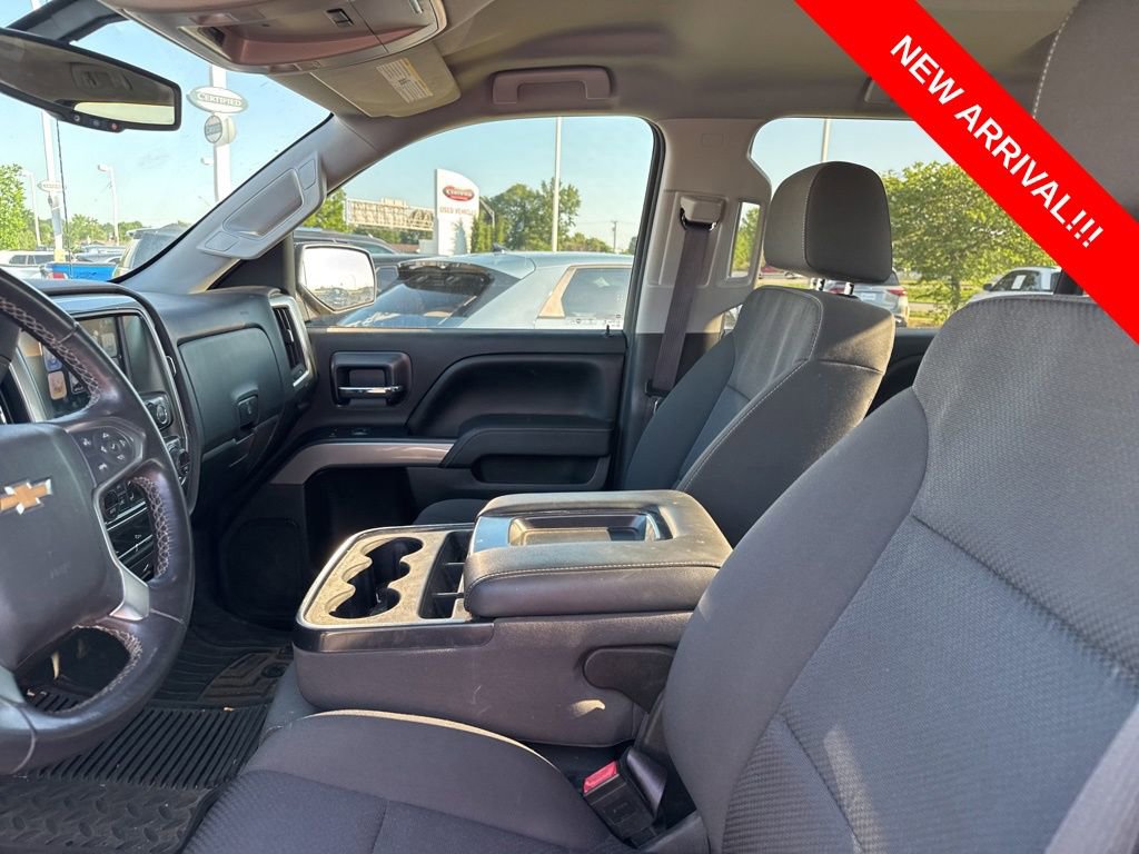 Used 2017 Chevrolet Silverado 1500 LT w/ All Star Edition AWD/4WD image 7