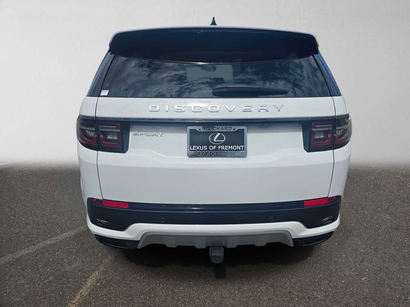 Used 2025 Land Rover Discovery Sport S AWD/4WD image 4