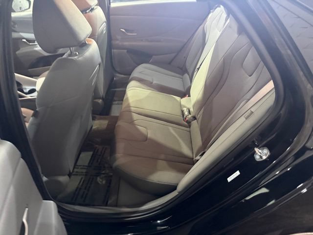 New 2026 Hyundai Elantra SE FWD image 27