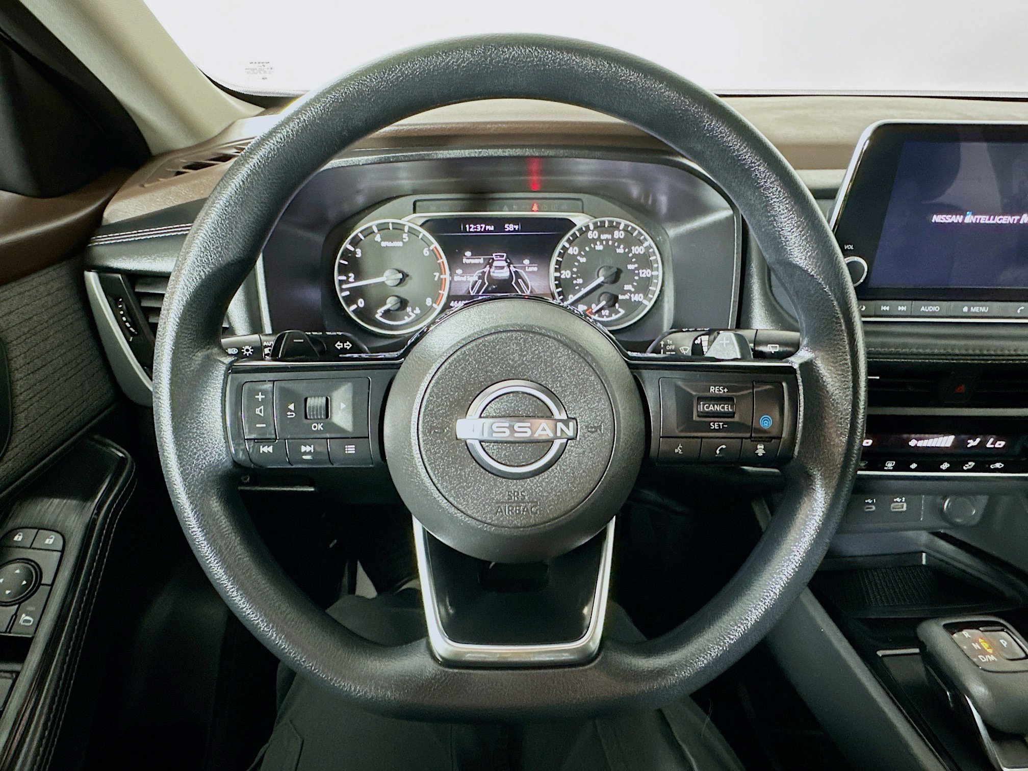 Used 2023 Nissan Rogue SV AWD/4WD image 11
