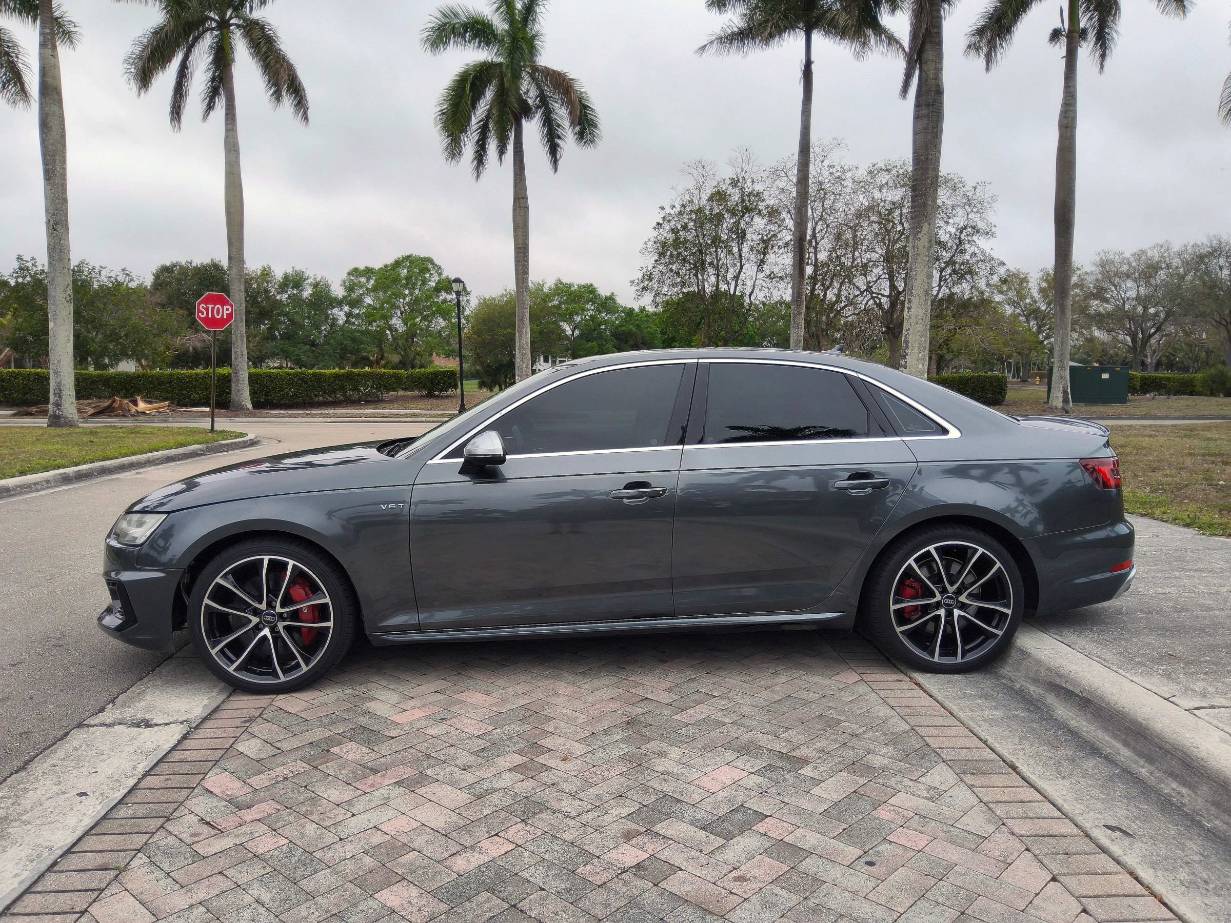 Used 2018 Audi S4 Premium Plus w/ Navigation Package AWD/4WD image 18
