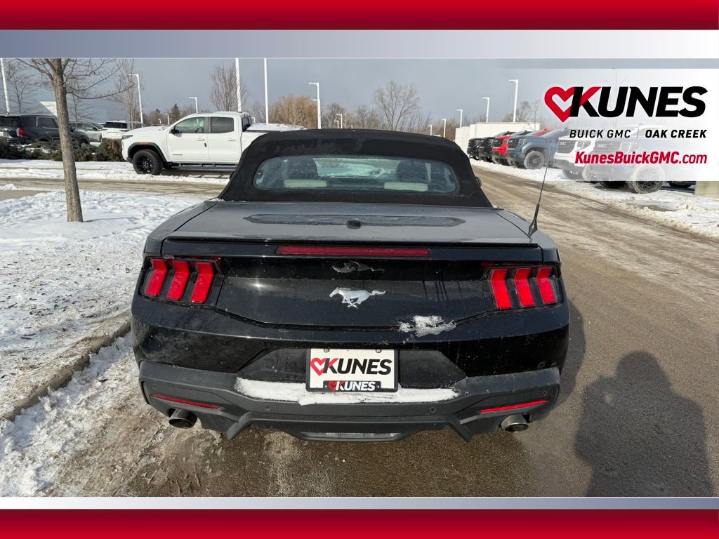 Used 2024 Ford Mustang Premium image 5
