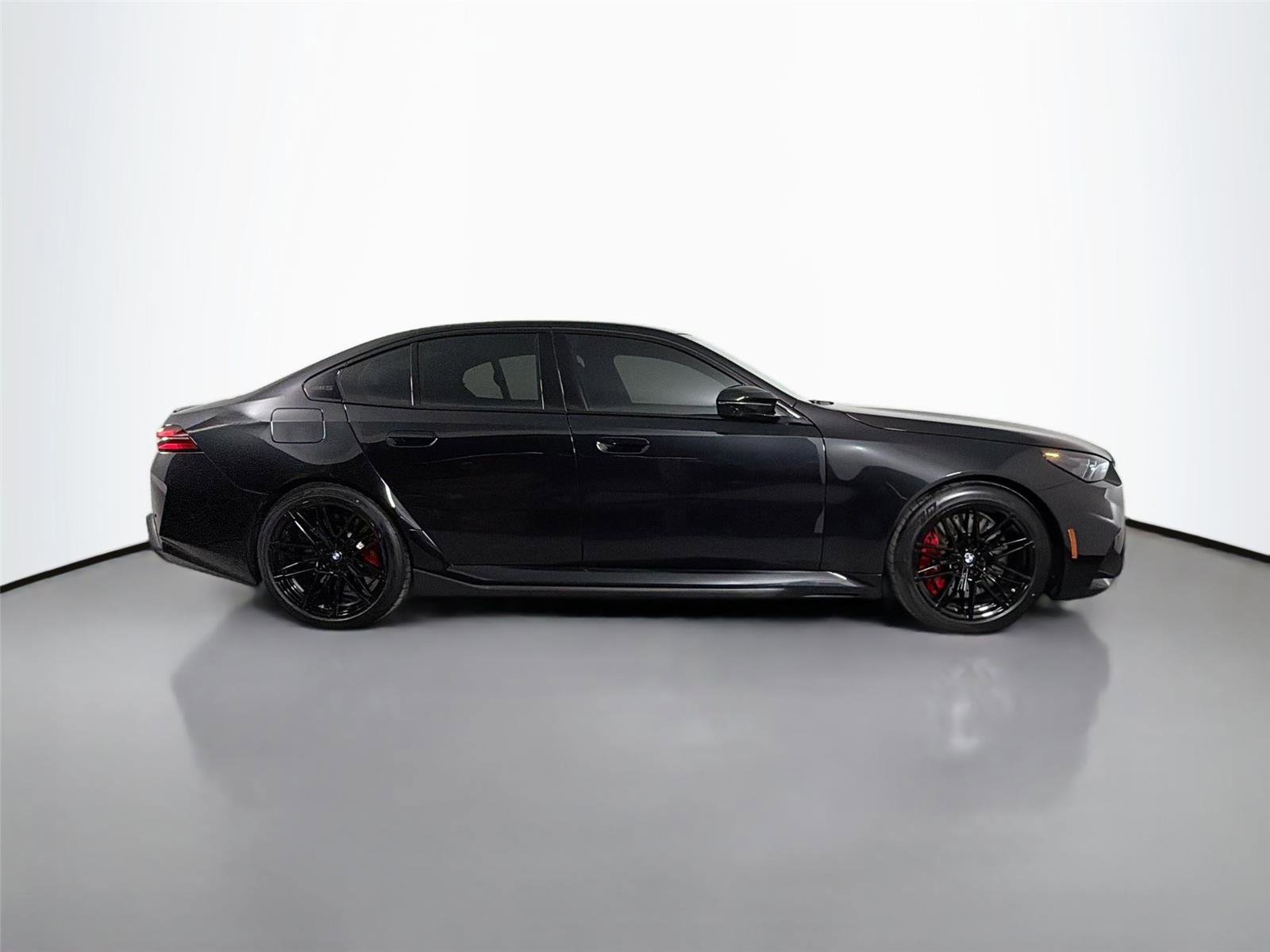 New 2026 BMW M5 w/ Executive Package AWD/4WD image 5