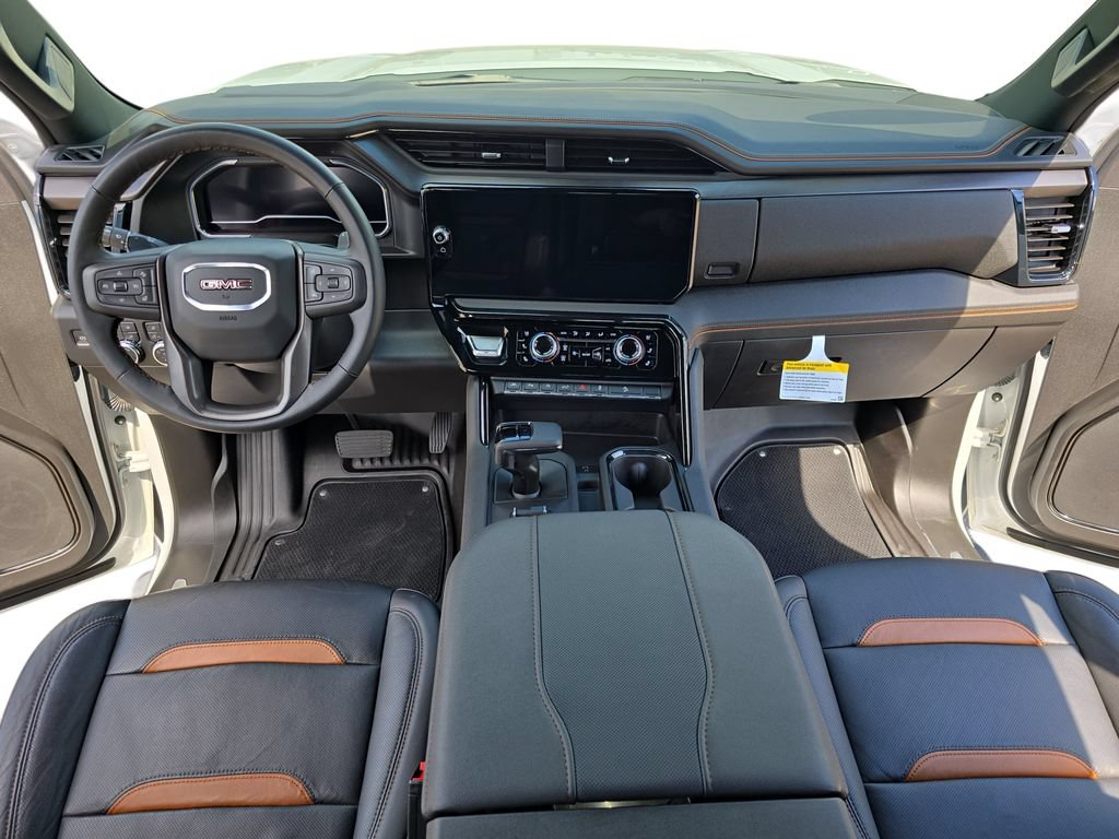 Used 2025 GMC Sierra 1500 AT4 w/ AT4 Premium Package AWD/4WD image 9