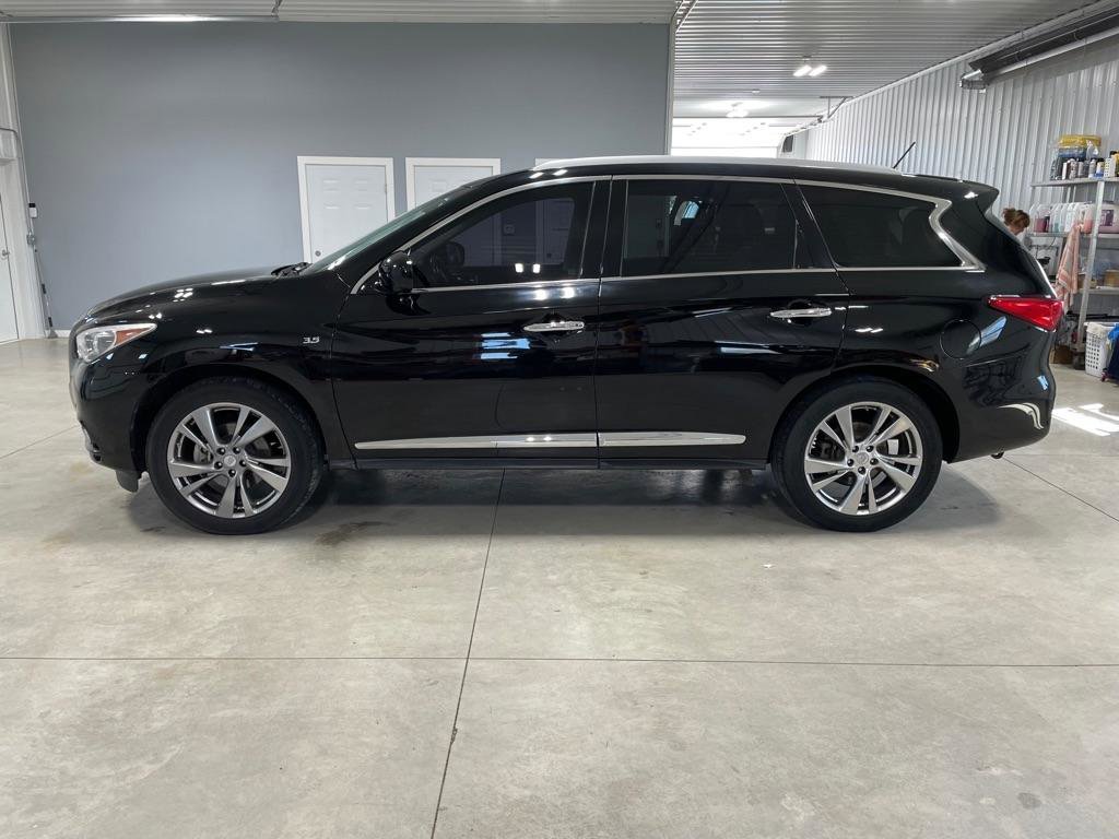 Used 2015 INFINITI QX60 AWD w/ Deluxe Touring Package image 4