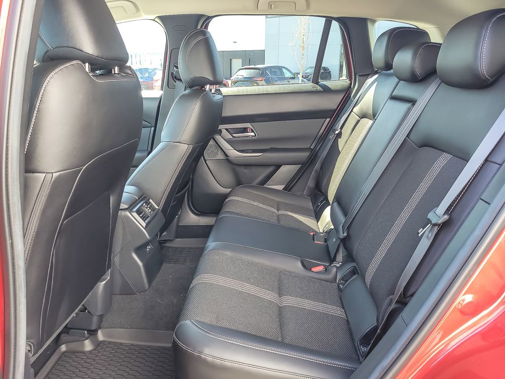 Used 2025 MAZDA CX-50 AWD 2.5 S w/ Weather Package image 9