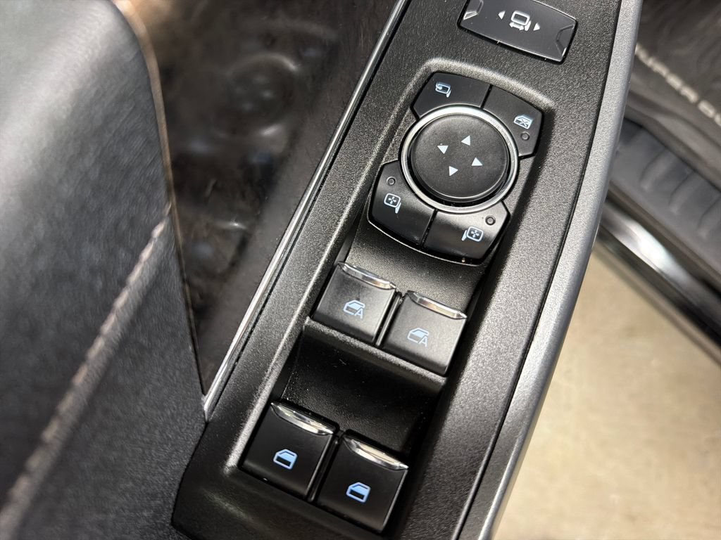 Used 2024 Ford F250 Lariat w/ Lariat Ultimate Package AWD/4WD image 17