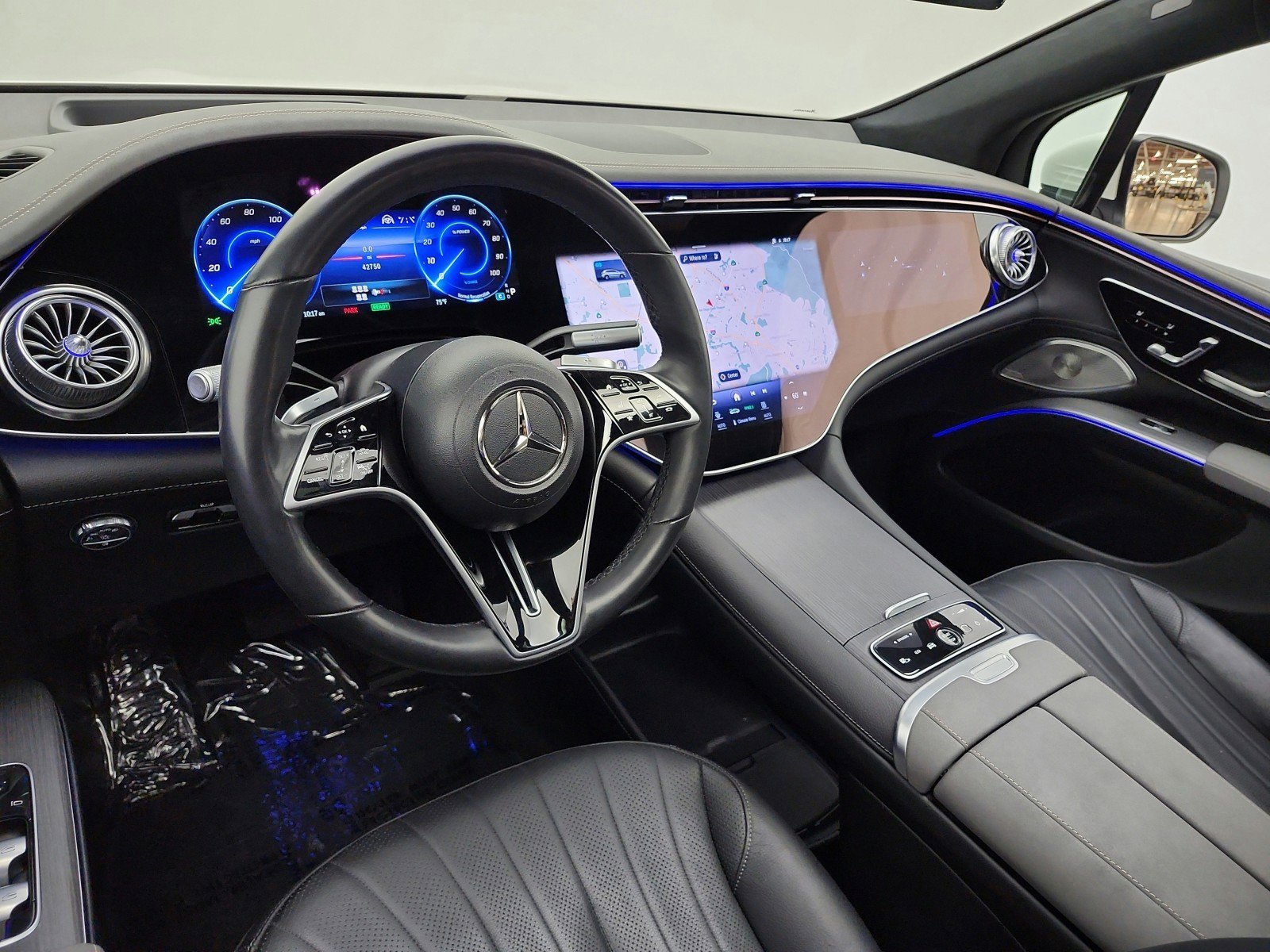 Used 2023 Mercedes-Benz EQS 580 4MATIC SUV image 14