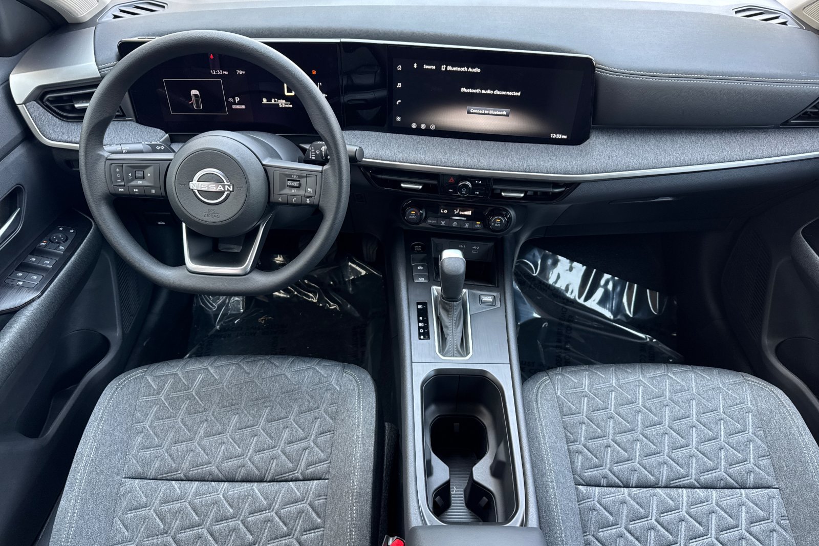 New 2026 Nissan Kicks SV FWD image 10