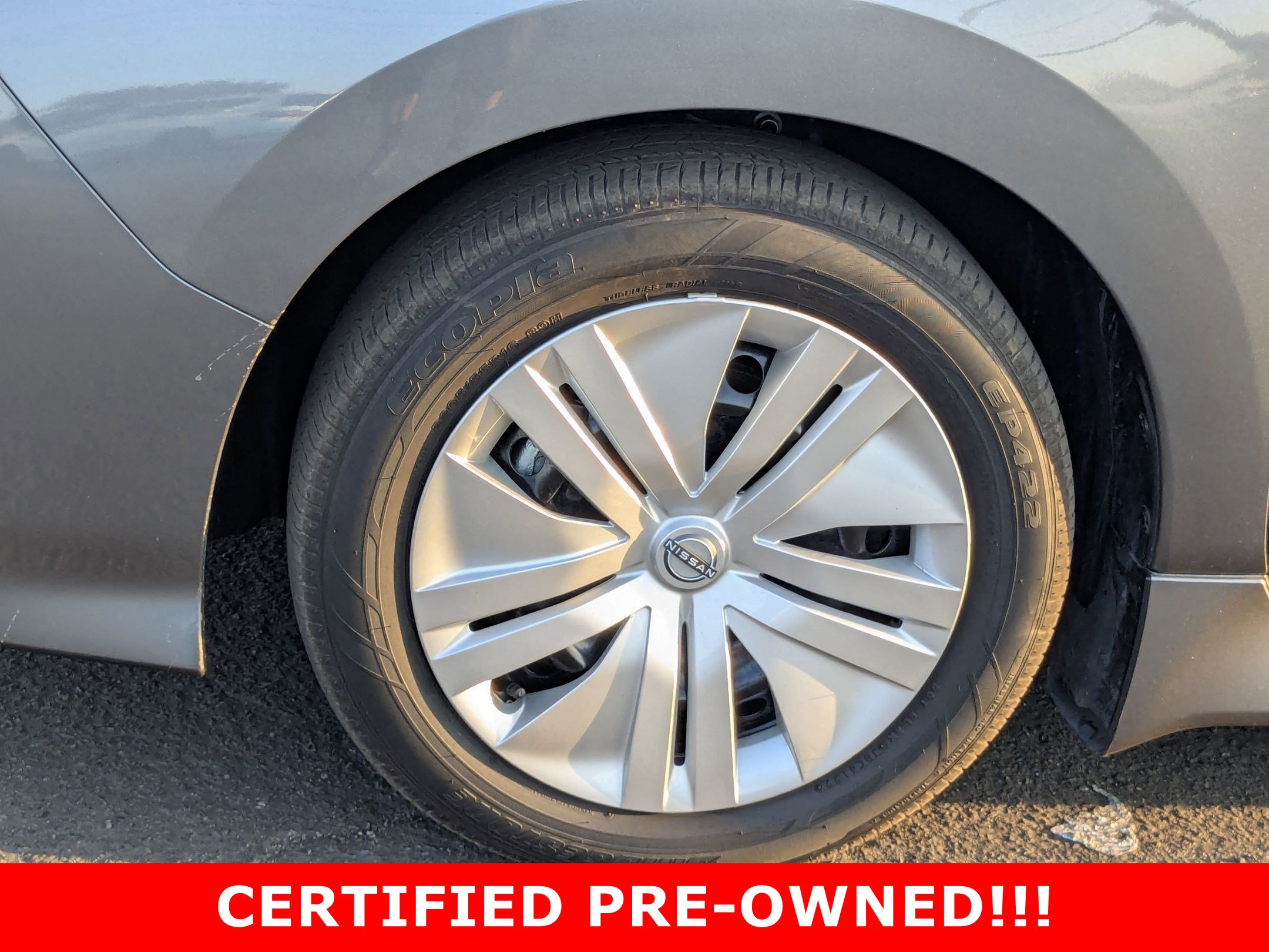 Certified 2024 Nissan Leaf S image 10