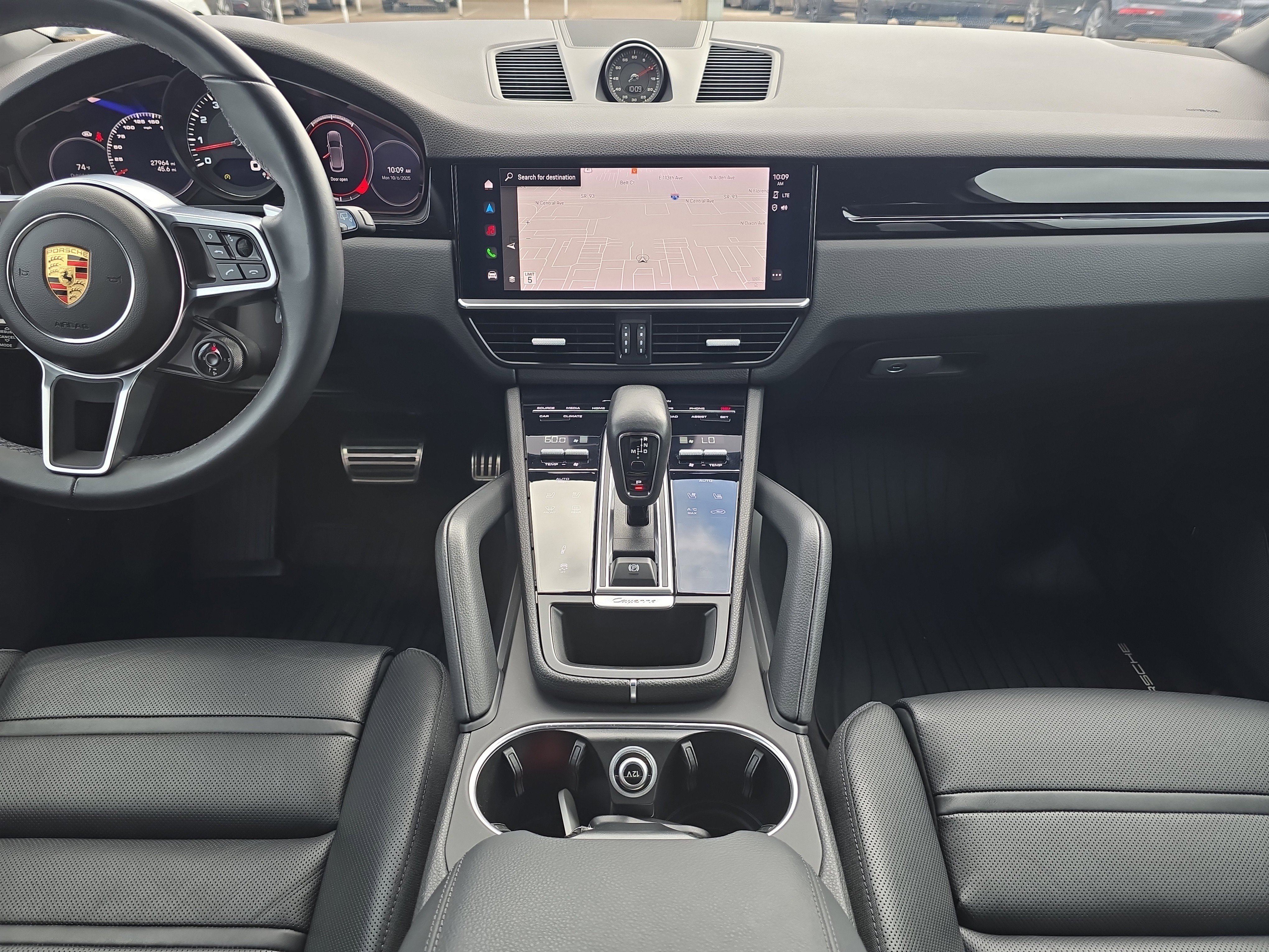 Used 2023 Porsche Cayenne S Platinum image 13