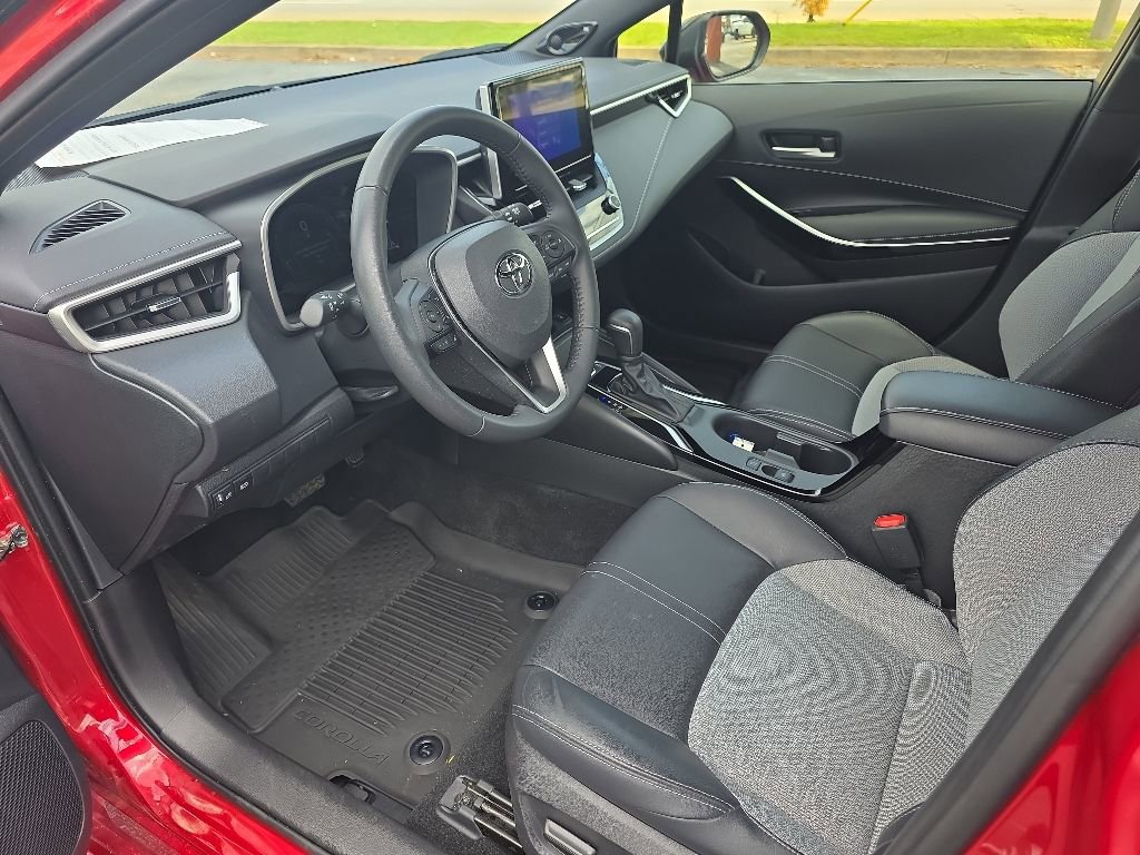 Certified 2025 Toyota Corolla XSE FWD image 7
