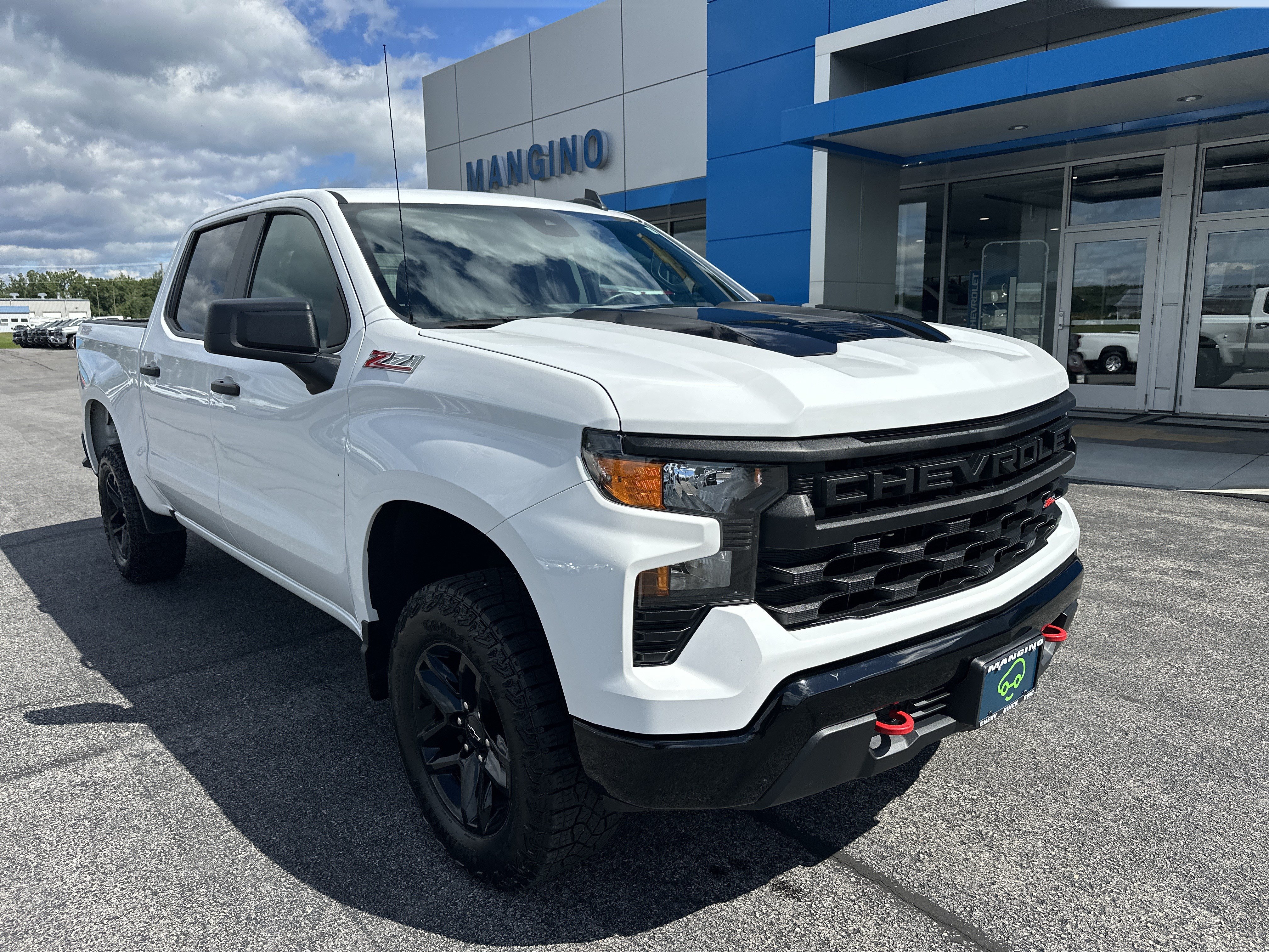 Certified 2024 Chevrolet Silverado 1500 Custom Trail Boss AWD/4WD image 2