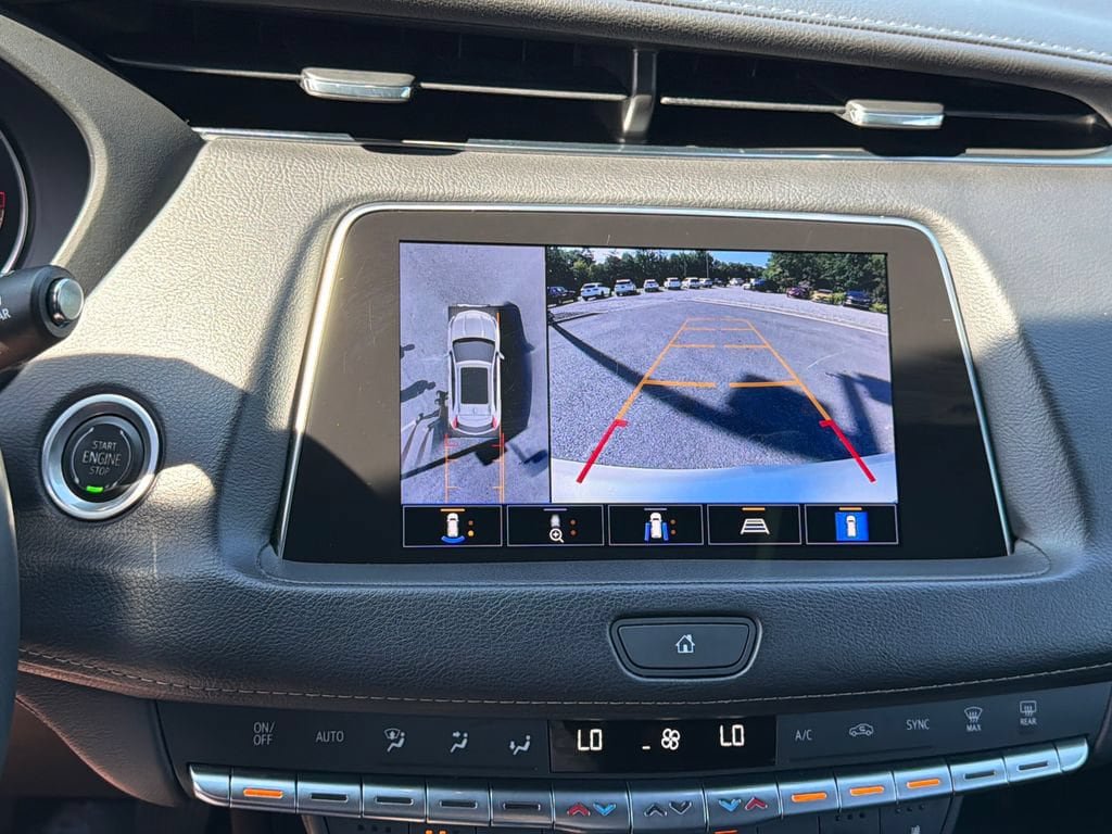 Certified 2022 Cadillac XT4 Premium Luxury w/ Enhanced Visibility Package AWD/4WD image 8