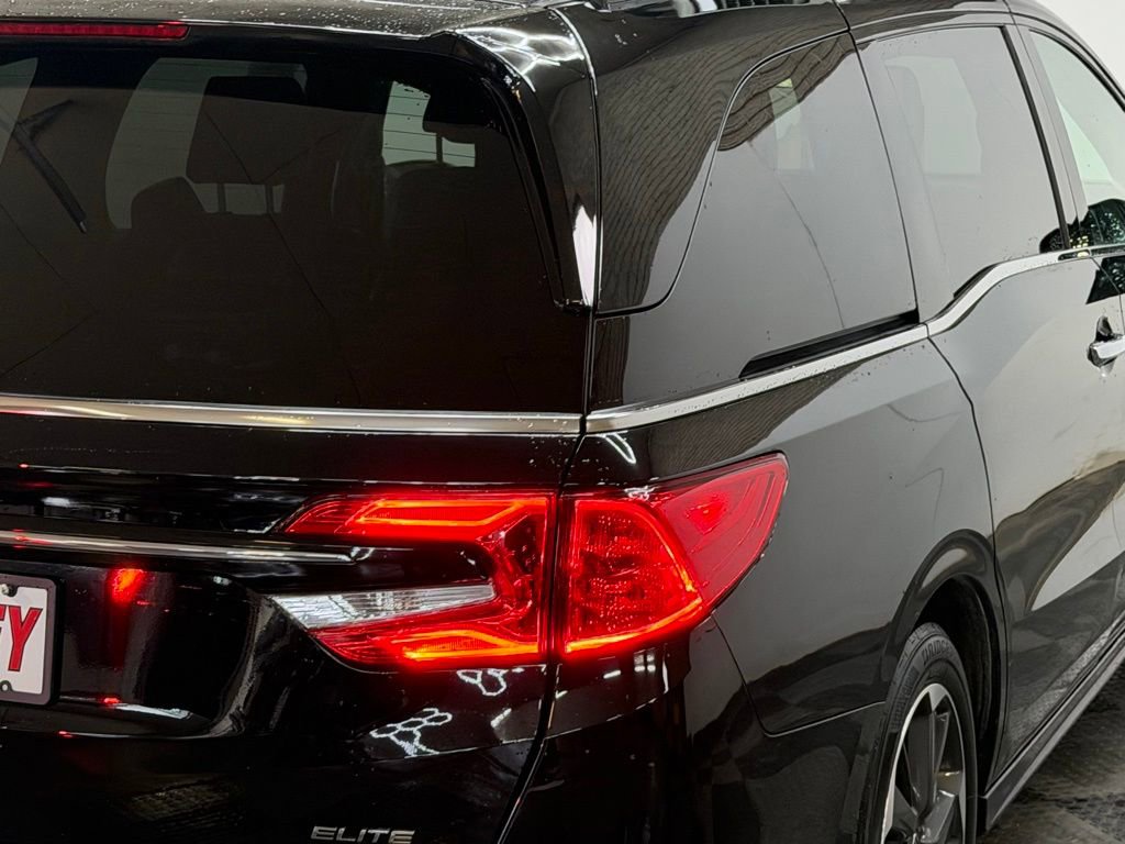 Used 2024 Honda Odyssey Elite image 10