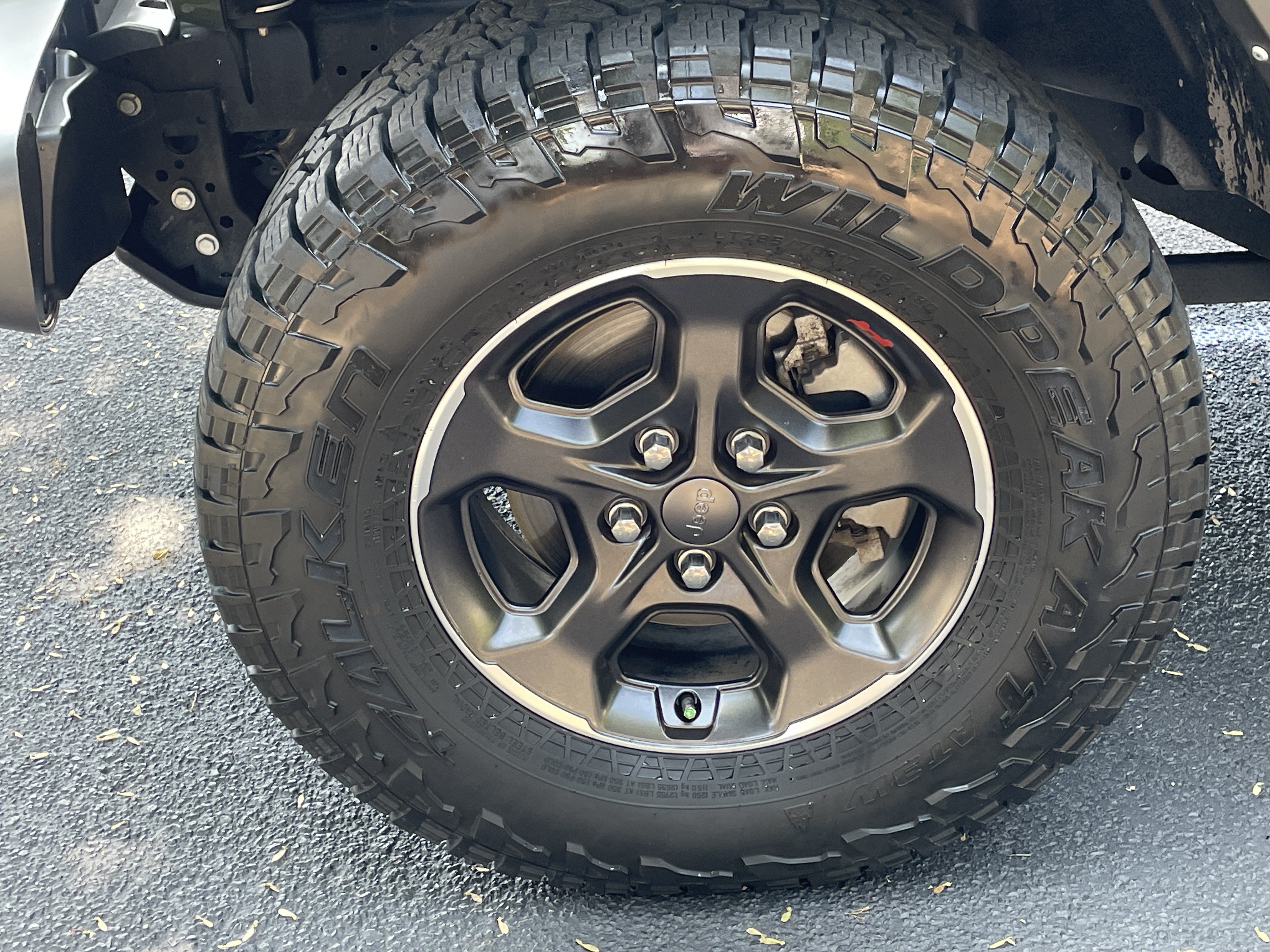 Used 2023 Jeep Gladiator Rubicon w/ Trailer Tow Package AWD/4WD image 36