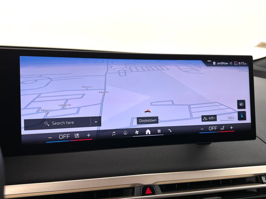 Used 2026 BMW iX xDrive45 w/ Premium Package AWD/4WD image 19