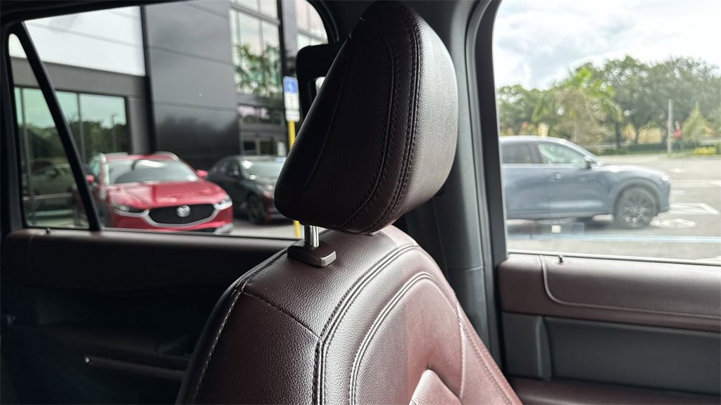 Used 2023 Ford Expedition Limited image 21