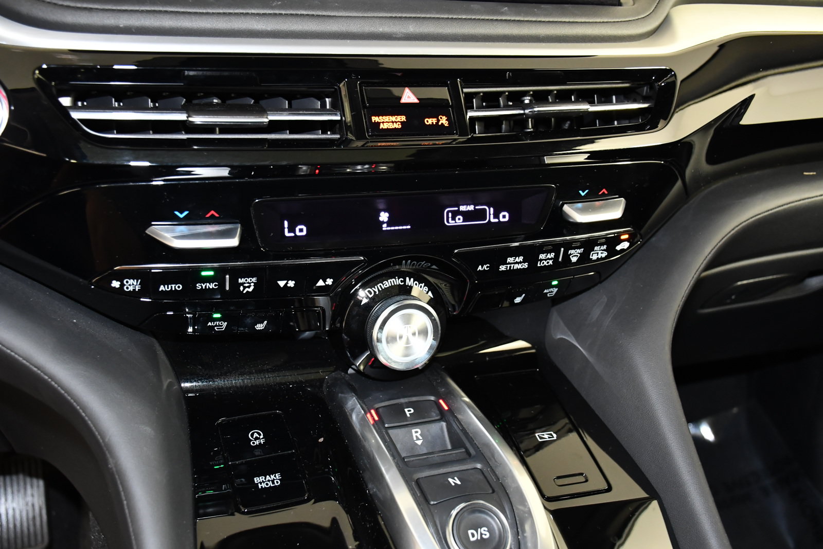 Certified 2025 Acura MDX w/ Technology Package AWD/4WD image 27