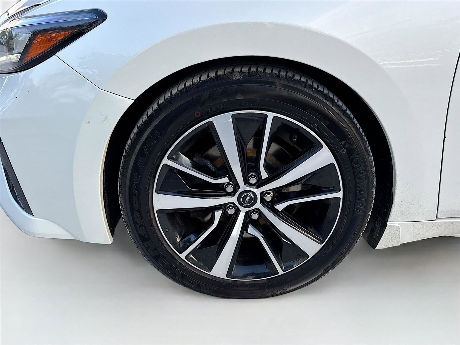 Used 2023 Nissan Maxima SL FWD image 33