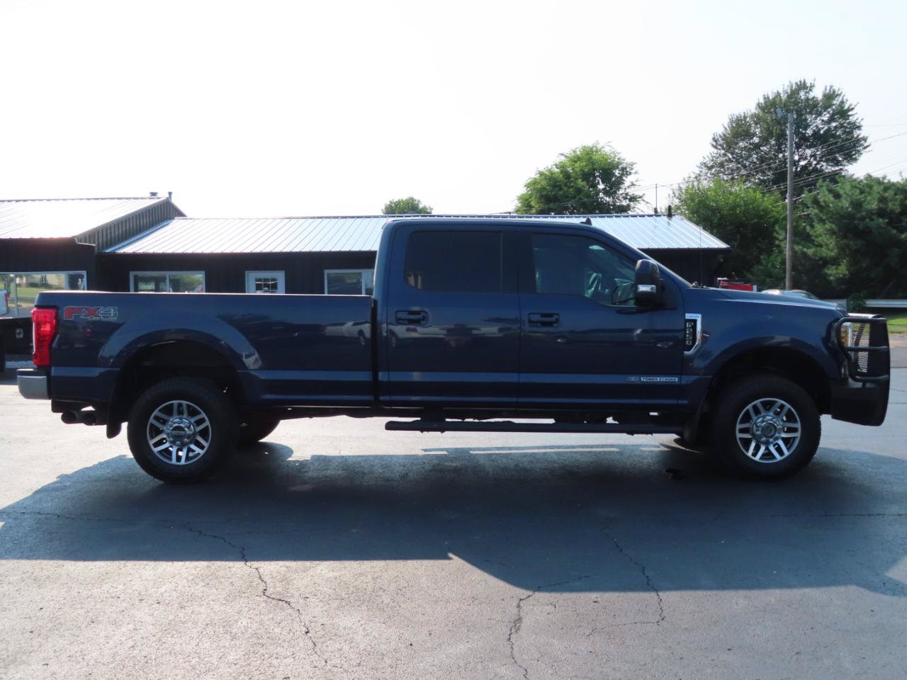 Used 2019 Ford F250 Lariat w/ FX4 Off-Road Package AWD/4WD image 7