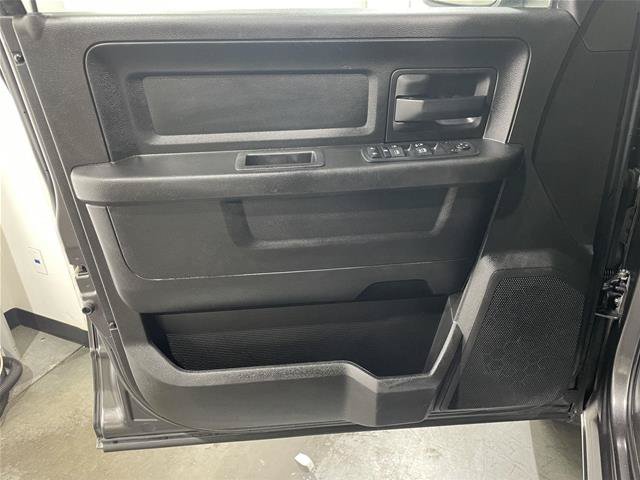 Used 2019 RAM 1500 Express w/ Express Value Package AWD/4WD image 18