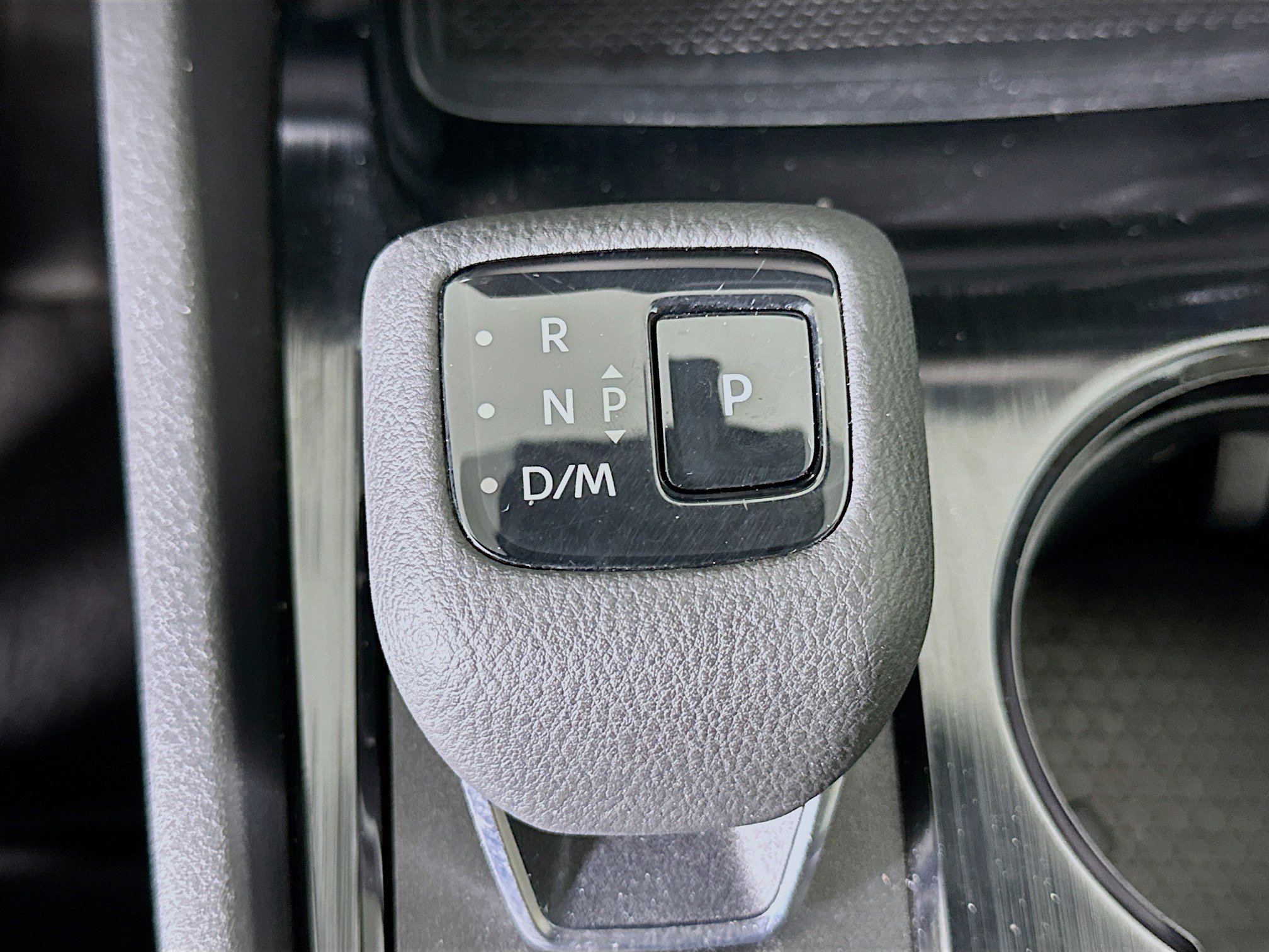 Used 2023 Nissan Rogue SV image 24