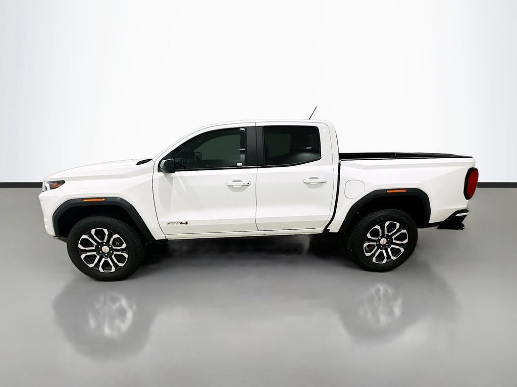 Used 2023 GMC Canyon AT4 w/ AT4 Premium Package AWD/4WD image 4