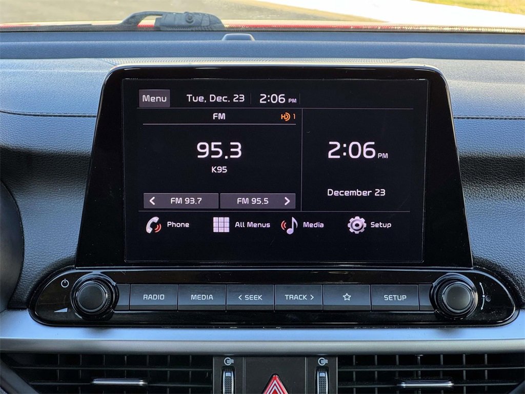 Used 2024 Kia Forte LXS image 3