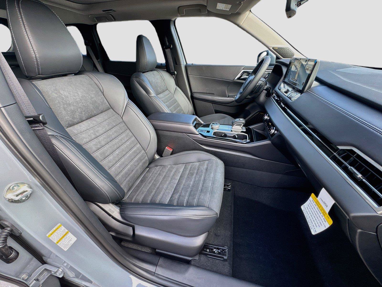 New 2026 Mitsubishi Outlander SE FWD image 29