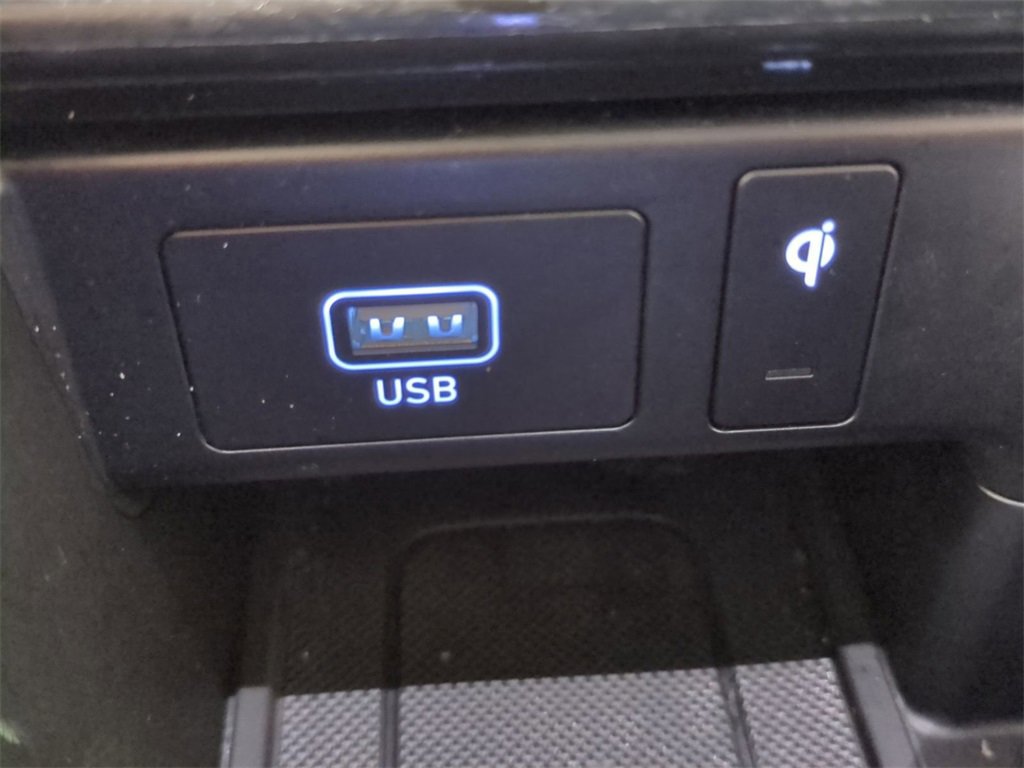 Used 2023 Hyundai Palisade Calligraphy image 29