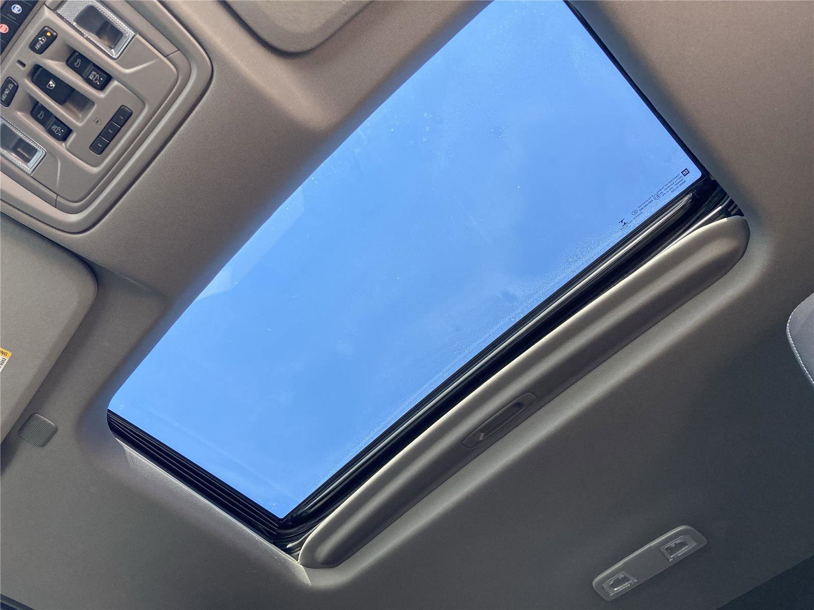 Used 2020 Chevrolet Silverado 1500 RST image 23