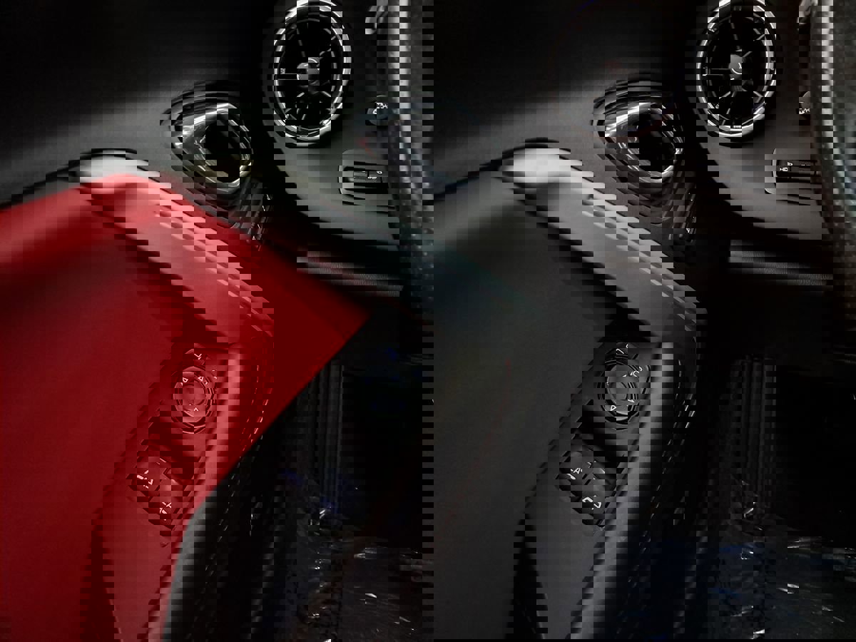 Used 2017 Chevrolet Camaro SS image 17