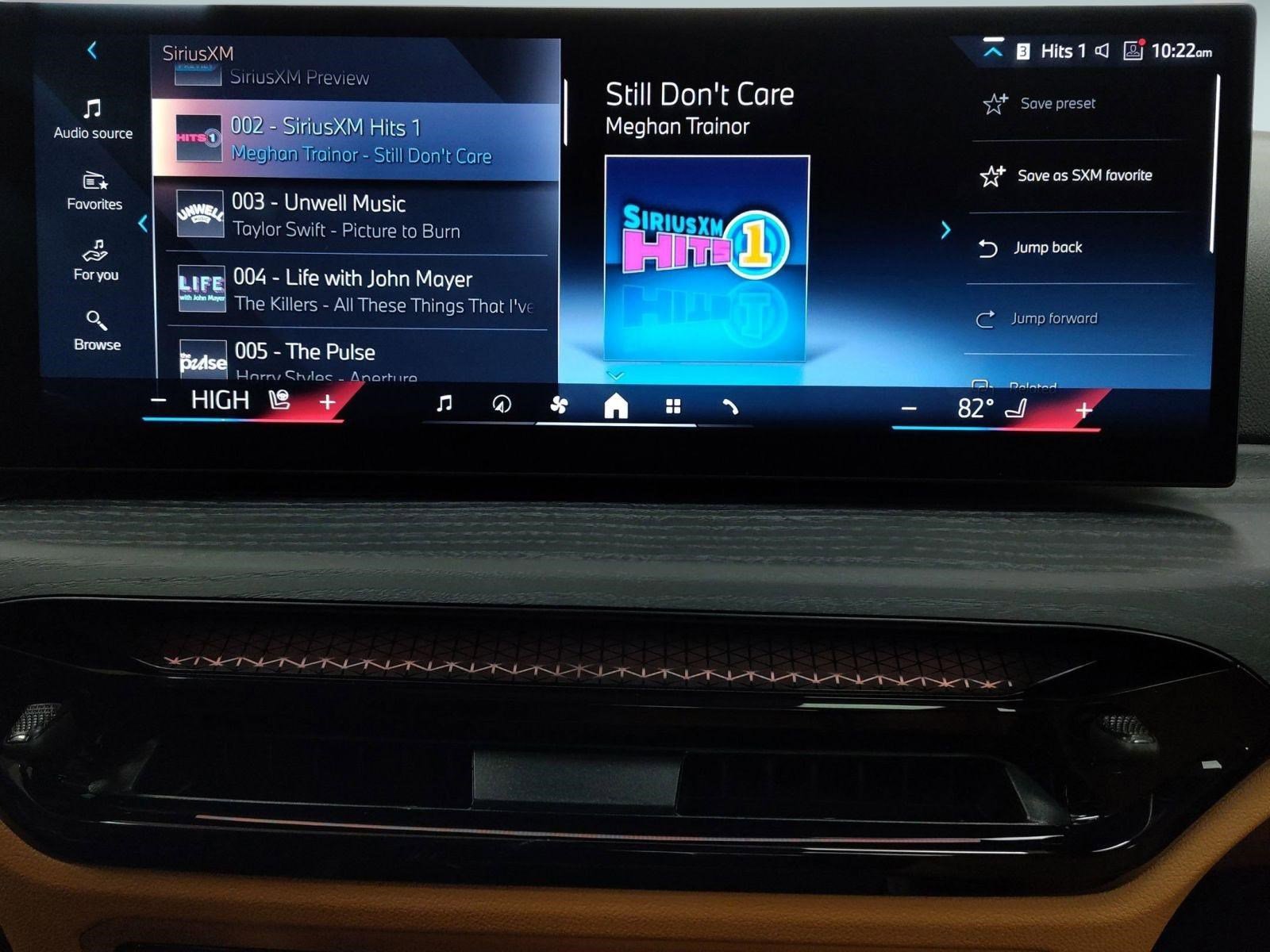 New 2026 BMW 330i xDrive Sedan w/ Premium Package image 23