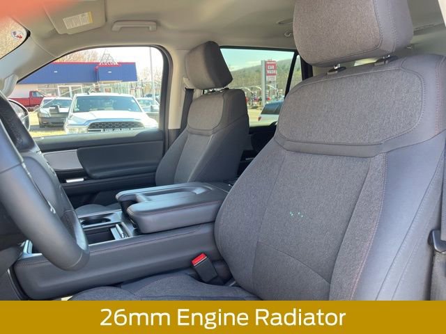 Certified 2025 Ford Expedition Active image 26