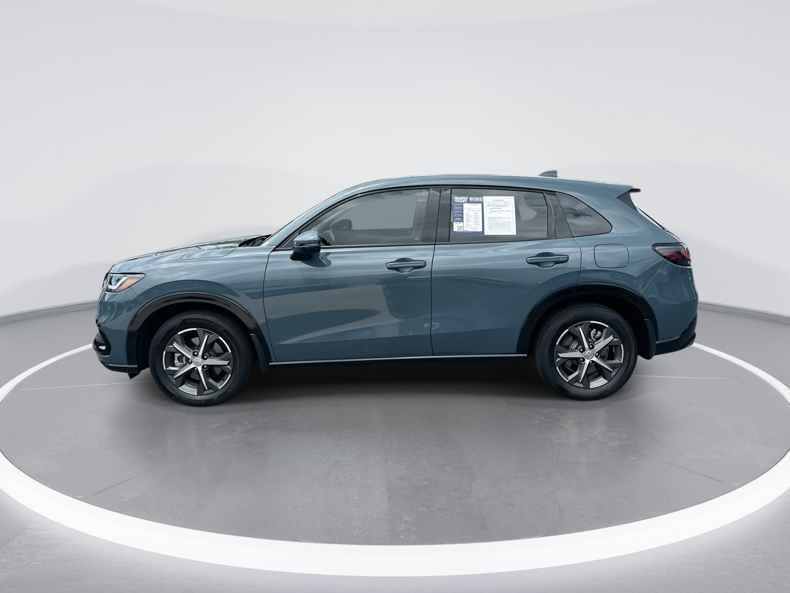 Used 2025 Honda HR-V EX-L image 6