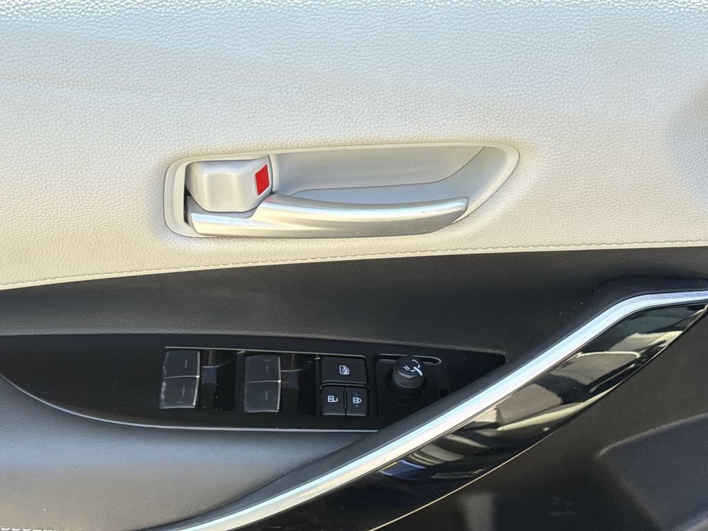 Used 2024 Toyota Corolla XSE FWD image 15