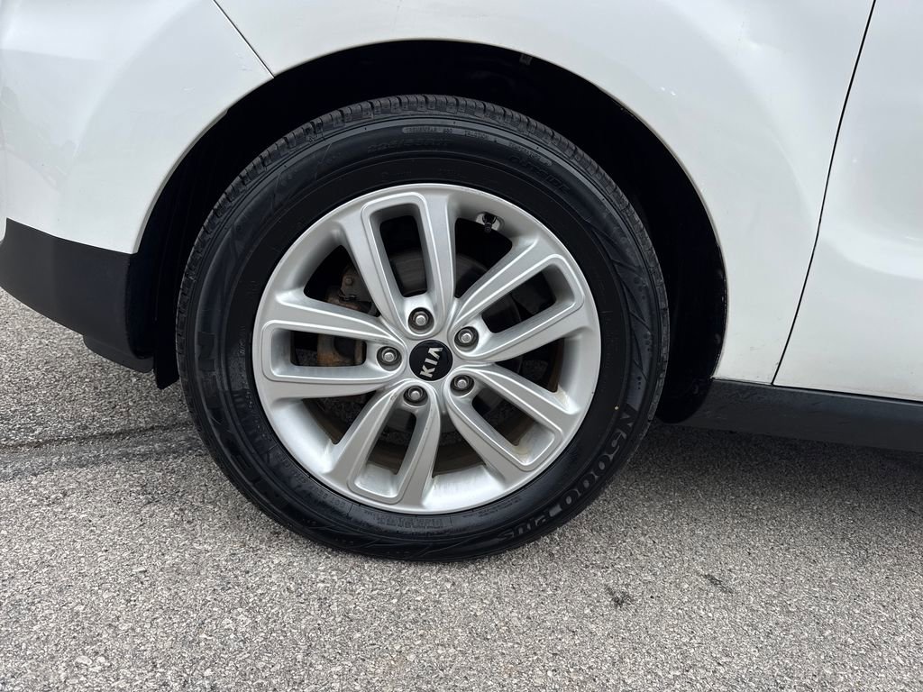 Used 2018 Kia Soul + image 30