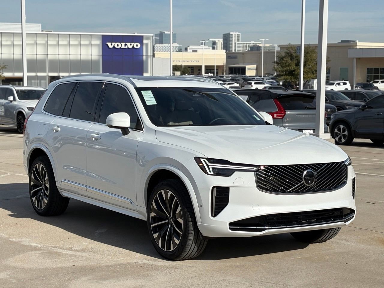 New 2026 Volvo XC90 B6 Ultra w/ Protection Package AWD/4WD image 4