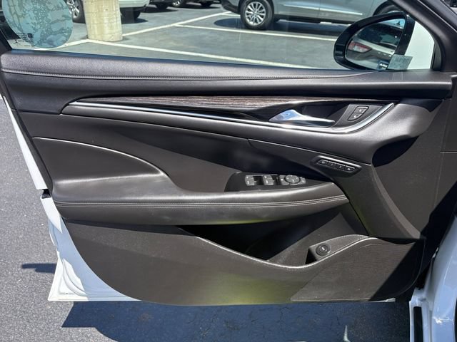 Used 2017 Buick LaCrosse Essence FWD image 17