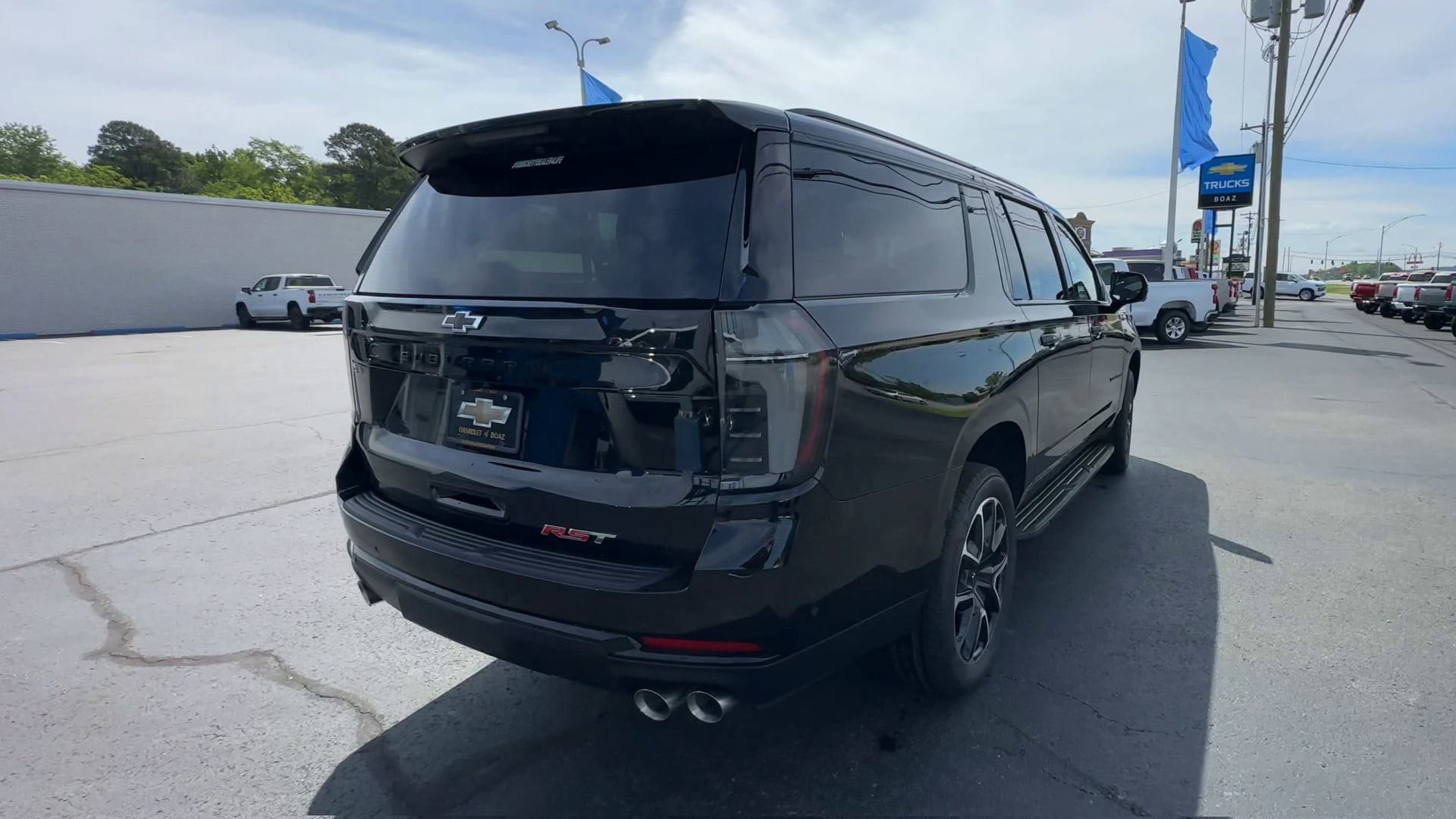 New 2026 Chevrolet Suburban RST w/ Comfort Package RWD image 8